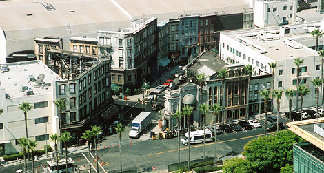 Fox_Studios_new_york_street_01