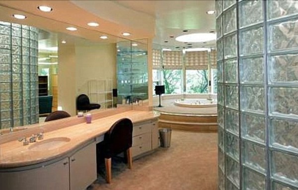 Whitney Houston home photos Whitney Houston home photos