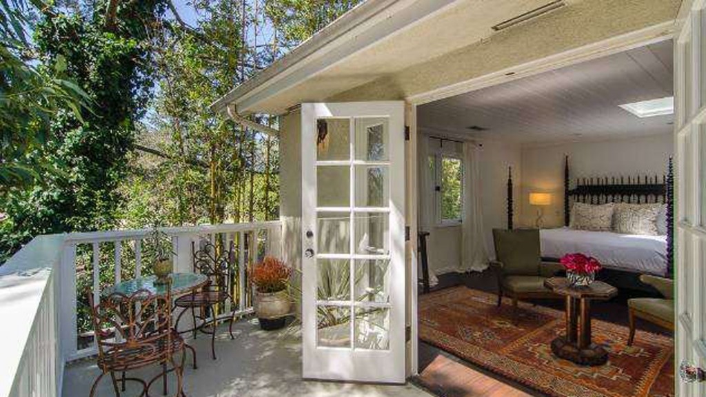 Vince Vaughn just bought Kate Bosworth’s 3